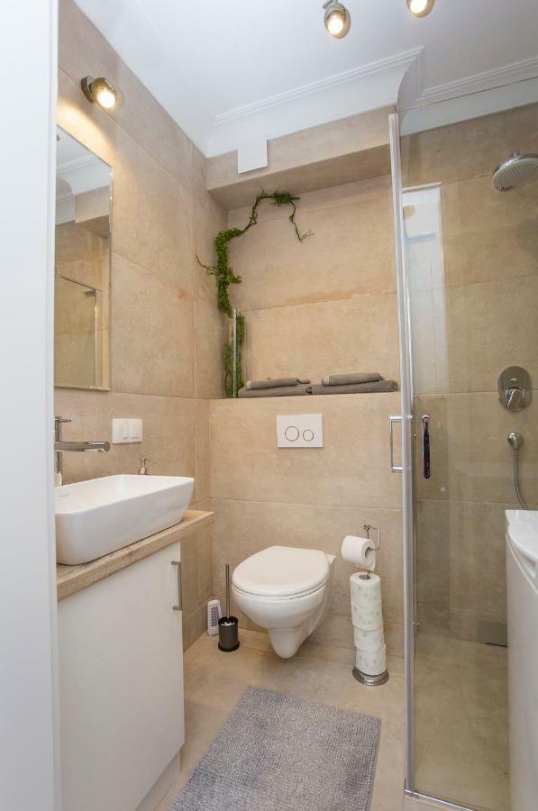 Cr Apartament Scisle Centrum Aleja Bluesa Белосток Экстерьер фото